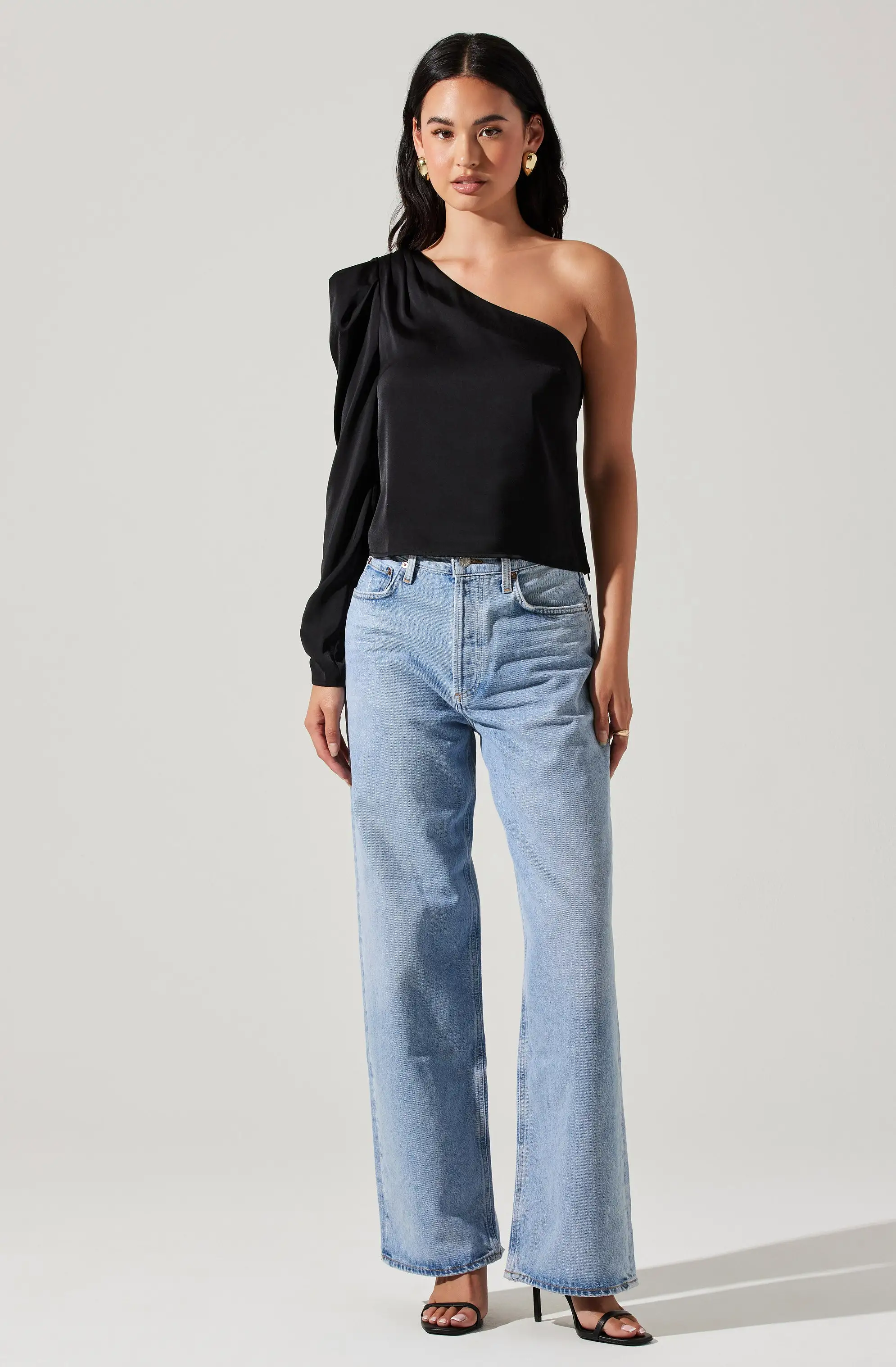 Asymmetrical Puff Sleeve Top