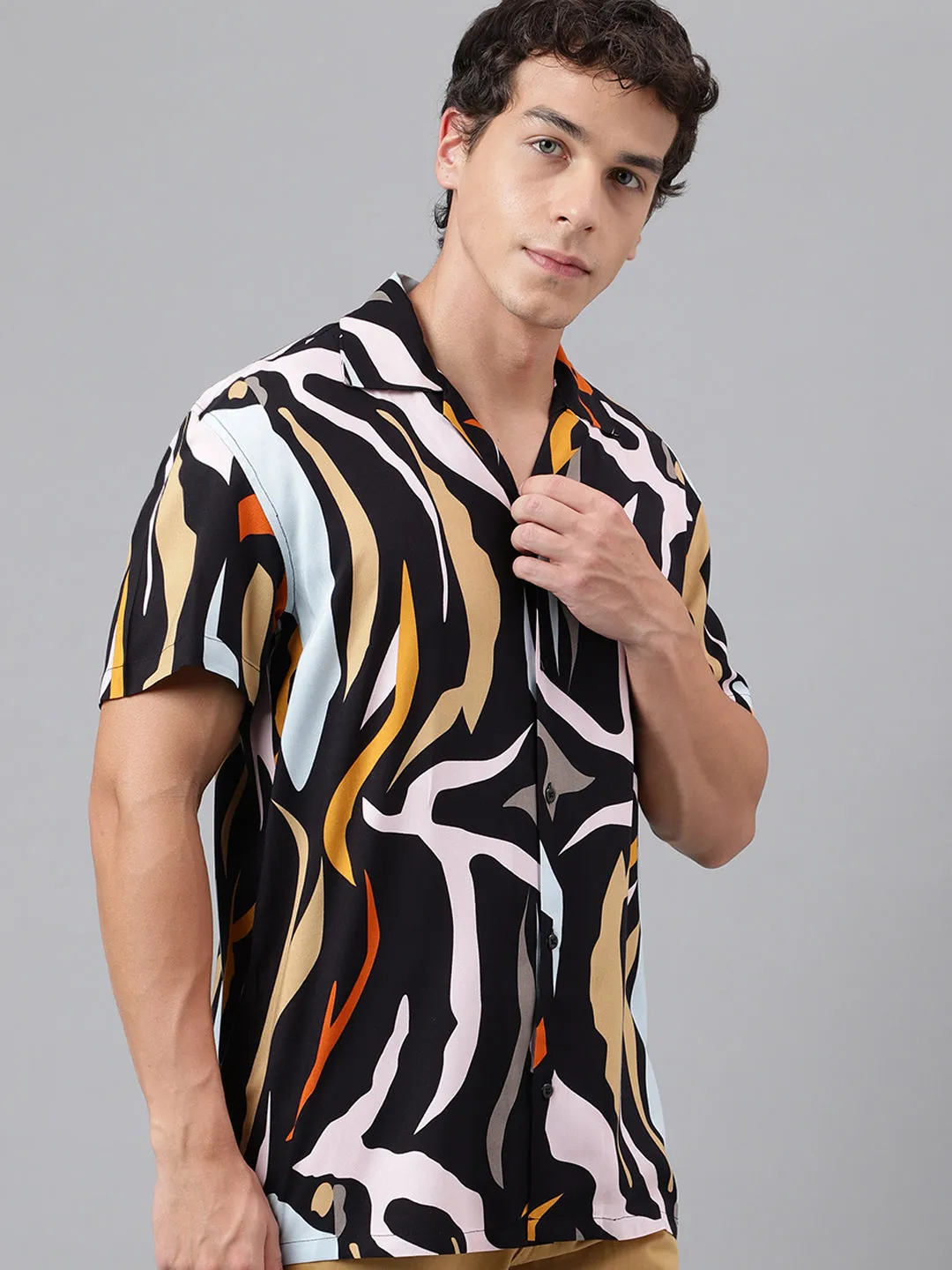 Men Black & Multi Abstract Printed Viscose Rayon Regular Fit Resort Shirt