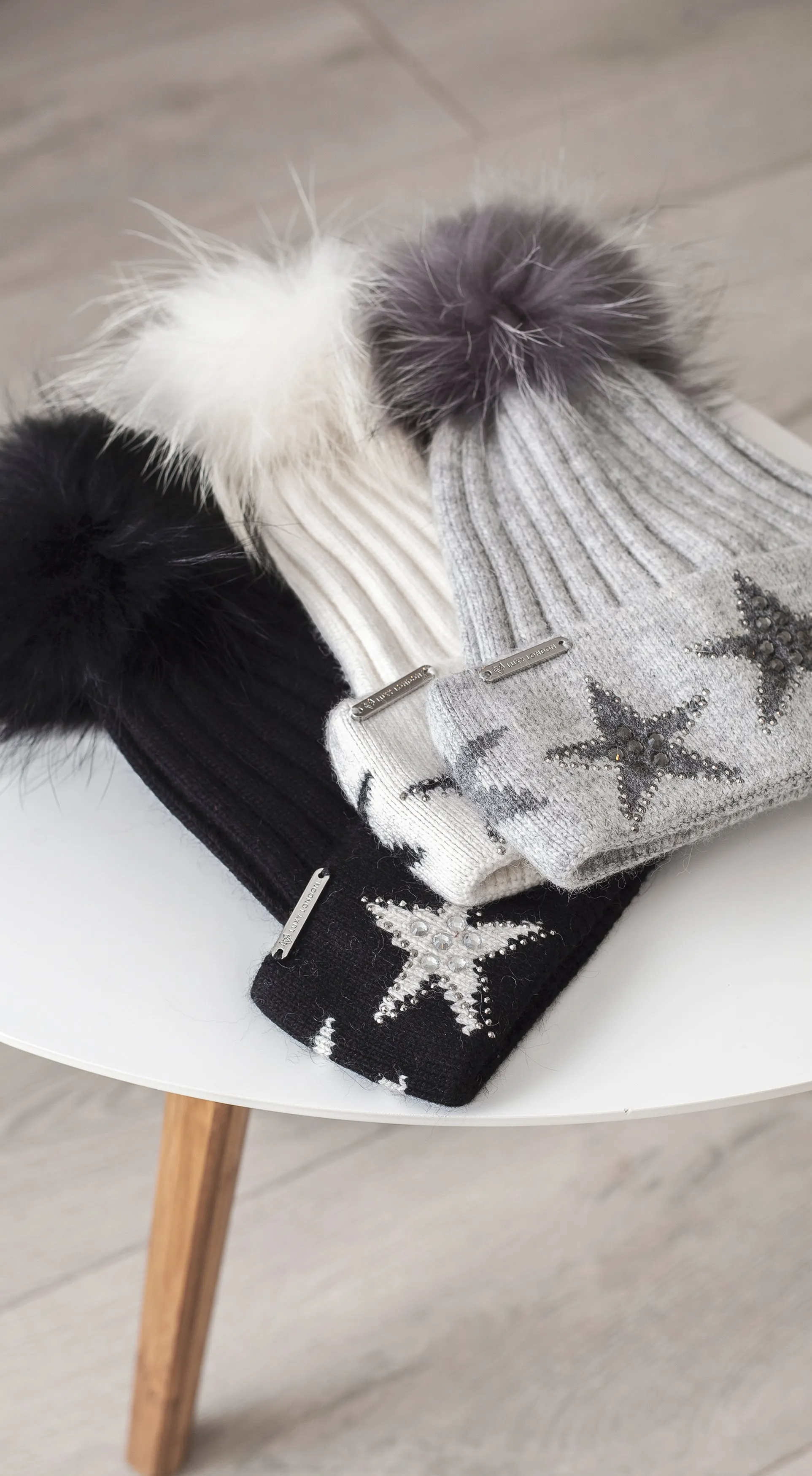 Phoenix Star Embellished Pom Pom Hat - Ecru